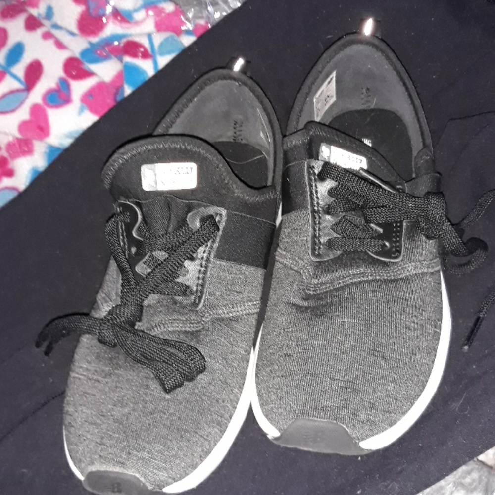 Girls size 2 New Balance sneakers